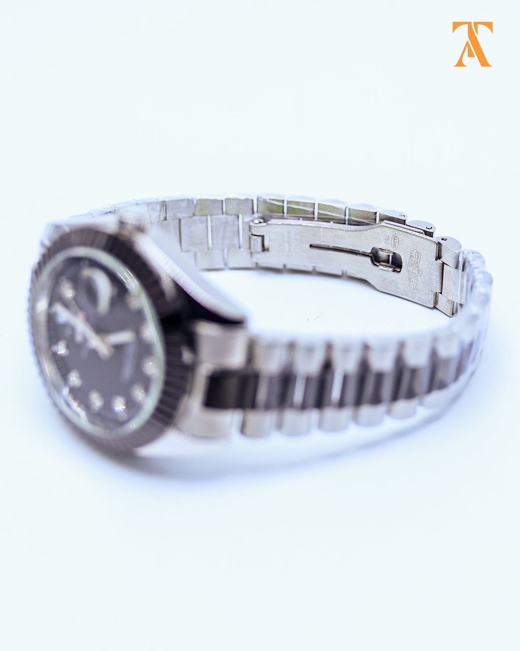 RLX Classic Date Day – Black & Silver Edition